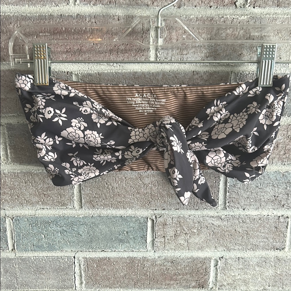 Acacia Swimwear Baker Top in Blossom.